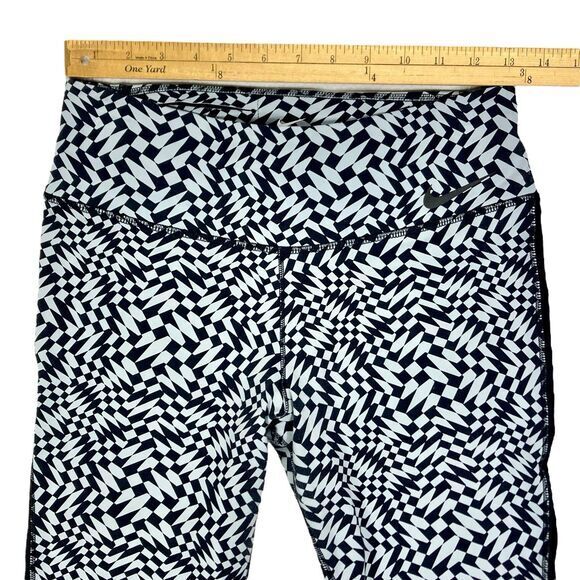 Nike Legendary Athletic Leggings M Black Gray Print Performance Workout Stretchy - Picture 10 of 16